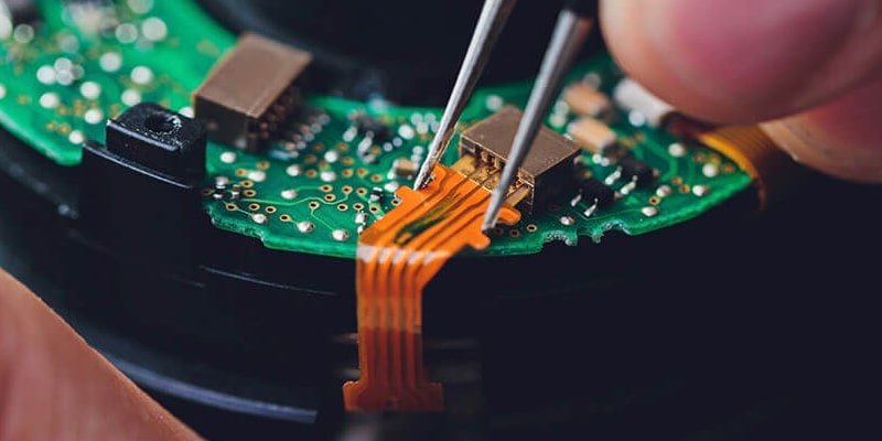 Specialized assembly for flexible and rigid-flex PCBs